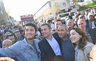 Ahmet Akın'a coşkulu karşılama