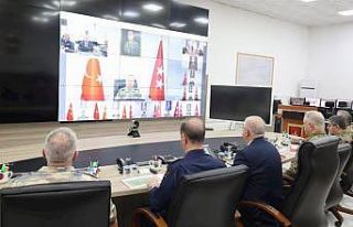 Bakan Güler komutanlara seslendi: Terörü bitireceğiz