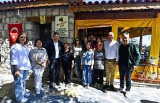 Başkan Tugay Karaburun'un köylerini ziyaret...