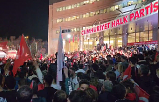 Ben TRT'nin yalancısıyım, birinci parti olduk