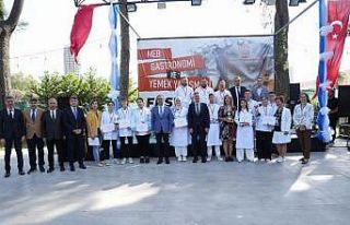 İzmir MEB Gastronomi Festivalinde lezzet şöleni