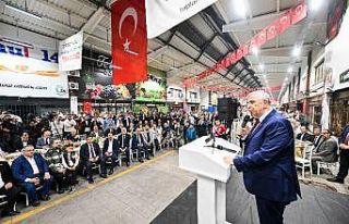 Mansur Yavaş’tan ilk ziyaret Toptancı Hali’ne