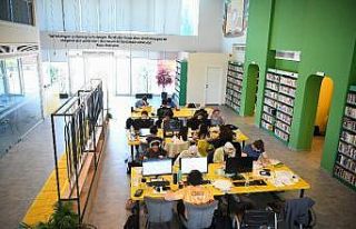 Kitap kahvelerde sınav maratonu devam ediyor