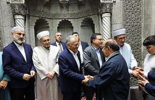 Memduh Büyükkılıç Kayserililerle bayramlaştı