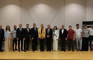 Sanayiciler güvenli gelecek için toplandı