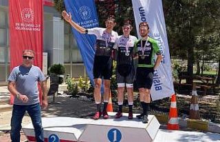Yıldız pedallar Sakarya’ya gururlandırdı