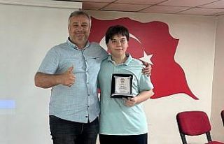 Fatih Uygun en başarılı futbol antrenörü seçildi