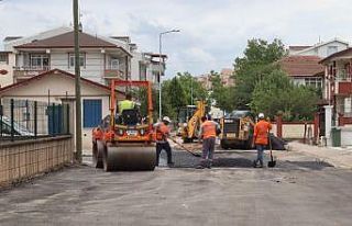 İzmit'te modern yollar için çalışmalar sürüyor