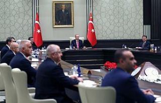 Kabine yeni bakanlarla toplandı