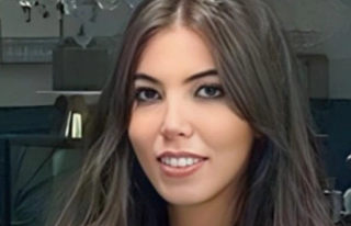 Öğrenci koçu ile çalışan öğrenciler bir adım...