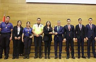TBMM'de spor vakti... Dereceye girenler ödüllendirildi