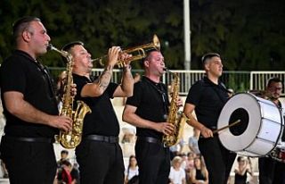 Bornova'da Bando Balkan rüzgârı