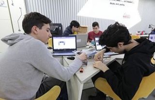İstanbul 'Teknoloji Atölyeleri'nde başvuru...