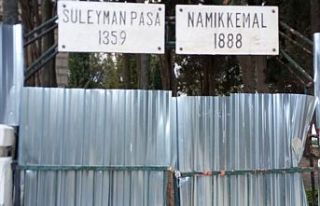 Namık Kemal Türbesi tadilat nedeniyle ziyaret edilemiyor!