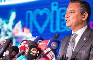 Özgür Özel: "İzmir teknolojide dünyanın...
