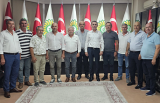 Ziraat Odası başkanlarından Şafak Kırbiç ve...
