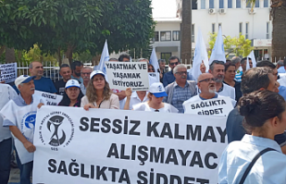 Hastası doktora saldırdı! Doktorun kafası yarıldı,...