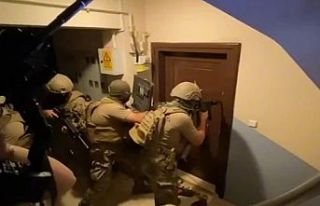INTERPOL tarafından kırmızı bülten ile aranan...