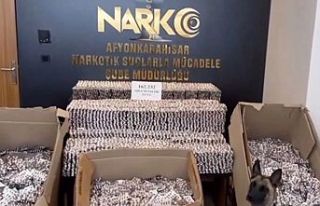 Milyonlarca uyuşturucu hap ele geçirildi! Narkoçelik'te...