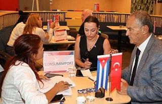 Türkiye ve Küba'nın hedefi doğrudan dış...