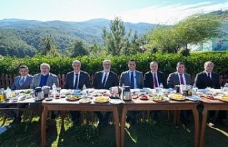 Başkan Zeyrek’ten Muhtarlar Günü’nde Otopark...