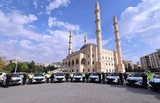 Emniyet ve Jandarma Teşkilatlarına 103 araç teslim...