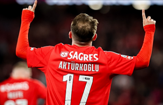 Kerem Aktürkoğlu, ilk yarıda attığı hat-trick...