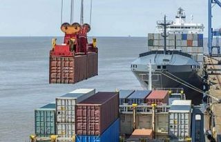 Dış ticaret açığı yüzde 10,5 azaldı