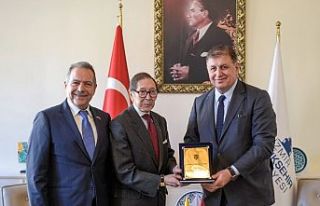 Kolombiya ile İzmir arasında kardeşlik ilişkileri...