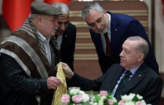 Cumhurbaşkanı Erdoğan 'emektarlarla'...