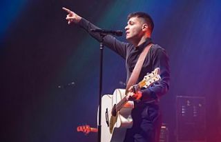 Emir Can İğrek'ten İstanbul’da unutulmaz...