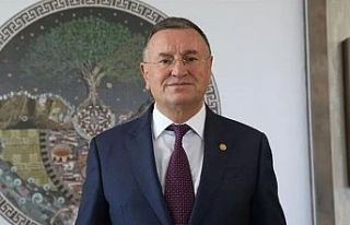 Lütfü Savaş CHP’den ihraç edildi