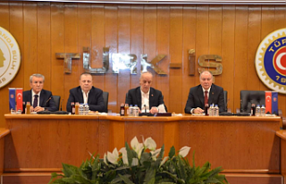 Türk-İş 'asgari' teklifini açıkladı