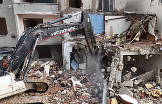 İstanbul Büyükçekmece'de deprem riski taşıyan...