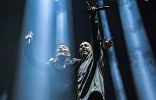 Üç saat süren konser ilklere sahne oldu