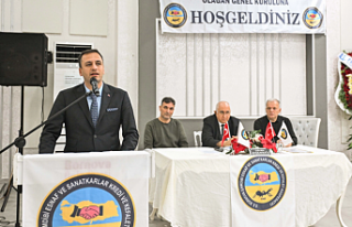 İzmir Bornova'da Başkan Eşki'den esnafa...