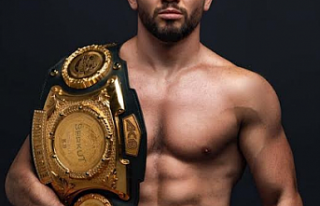 Kickbox’tan sonra oyunculuğa adım atıyor