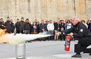 Manisa'da hastane personeline yangın eğitimi