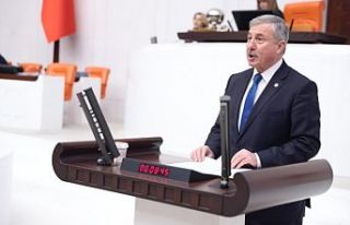 Özdağ’dan, Tayland’ın 40 Uygur Türkü’nü...