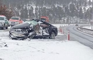 Ankara'da Cumhurbaşkanı konvoyundaki araç kaza...