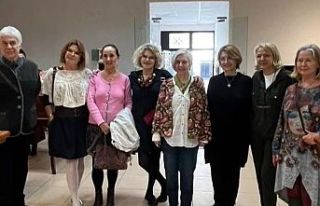 Ayvalık’ta ‘Nisan Geçidi Çağdaş Sanat Sergisi’