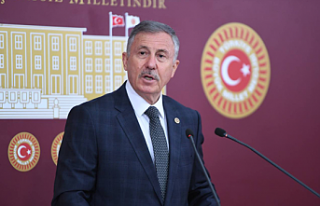 Özdağ, "Her Depremde Çöken GSM Şirketlerinin...