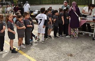 Manisa'da kermes etkinliği büyük ilgi gördü