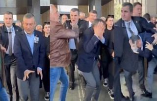 SON DAKİKA! AKM Önünde Özgür Özel’e Saldırı!