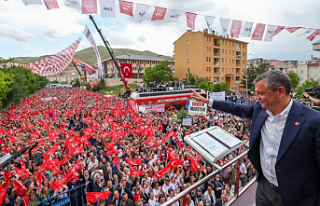 14 Yıl Sonra Bayburt’ta Miting! Özgür Özel’den...