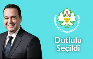 Manisa Büyükşehir Belediye Başkanı Besim Dutlulu...