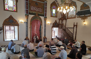 Manisa’da Bayram Namazı Saati Belli Oldu: İlçe...