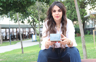 İranlı Güzel Niloufar Rosa Ghodsifar Türkiye’de...