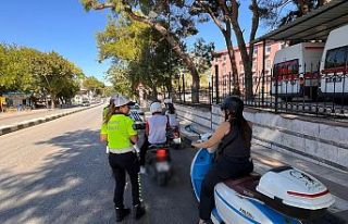 Manisa’da Motosiklet ve Motorlu Bisiklet Denetimi:...