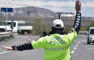 Trafikte yeni sert cezalar resmen açıklandı